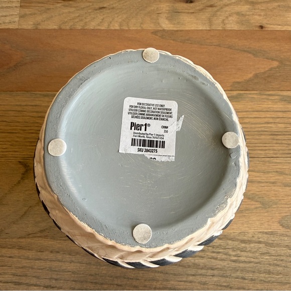 Pier 1 Rare Rustic Ceramic Flower Pot Vase - Picture 4 of 9